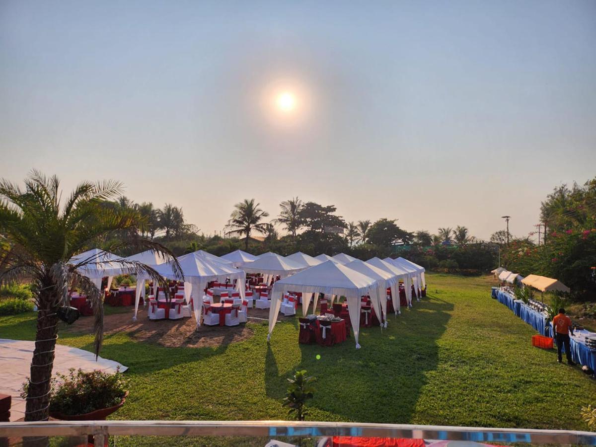 Paradise Village Beach Resort Calangute Exterior foto
