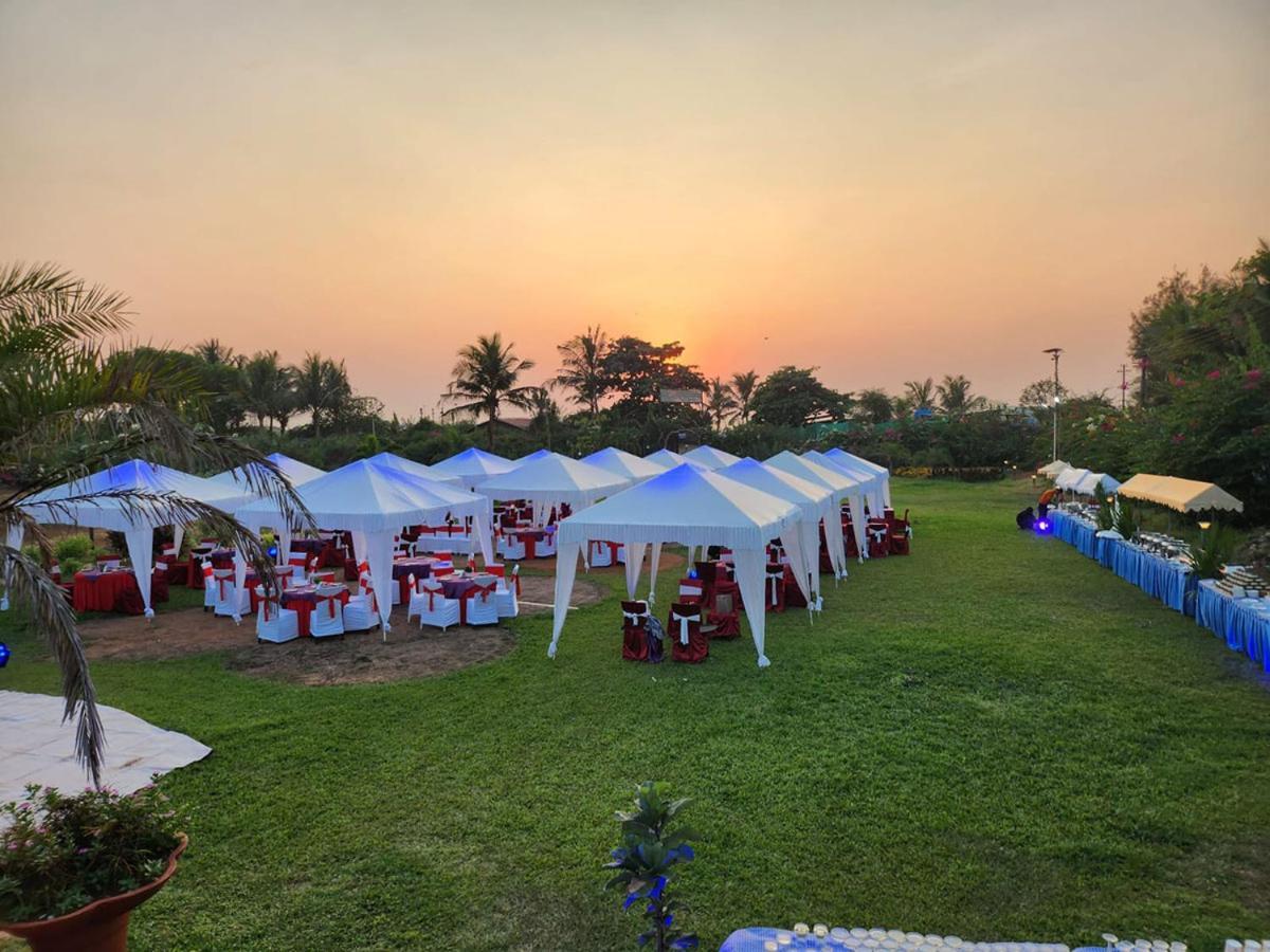 Paradise Village Beach Resort Calangute Exterior foto