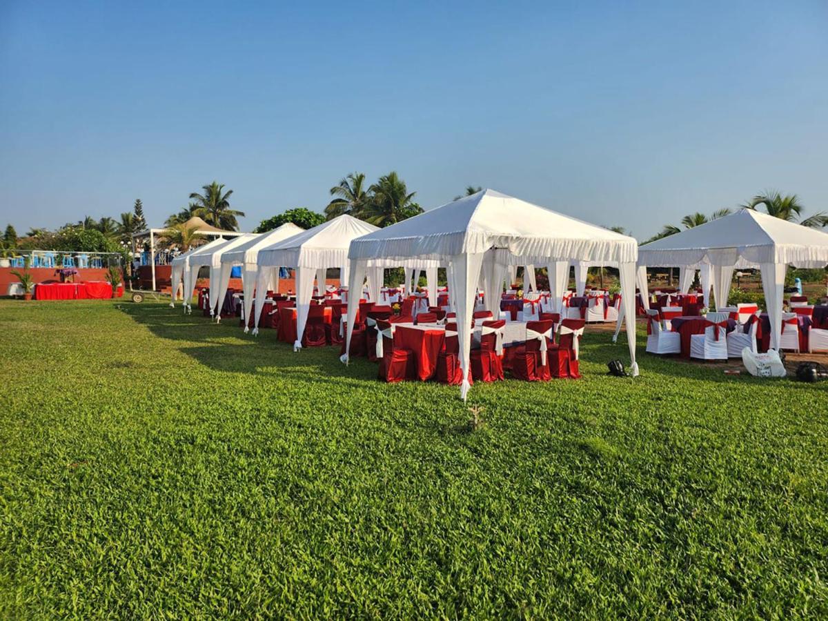Paradise Village Beach Resort Calangute Exterior foto