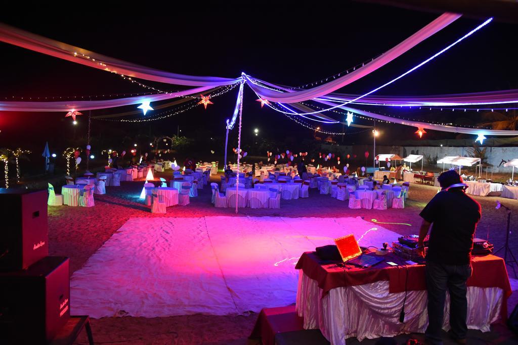 Paradise Village Beach Resort Calangute Exterior foto