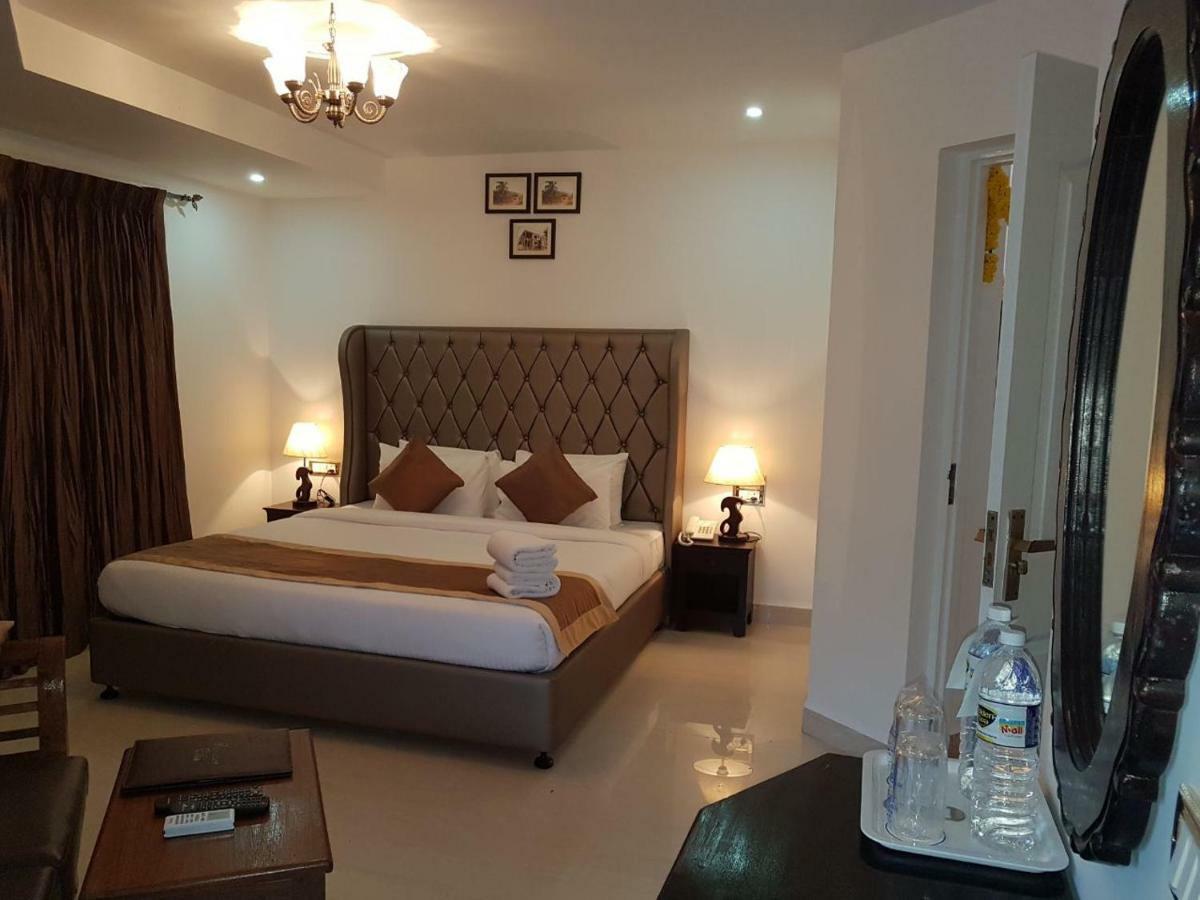 Paradise Village Beach Resort Calangute Exterior foto